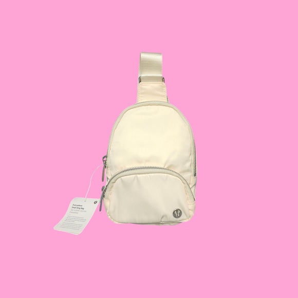 Lululemon Athletica Beige Mini Bag - Picture 1 of 9